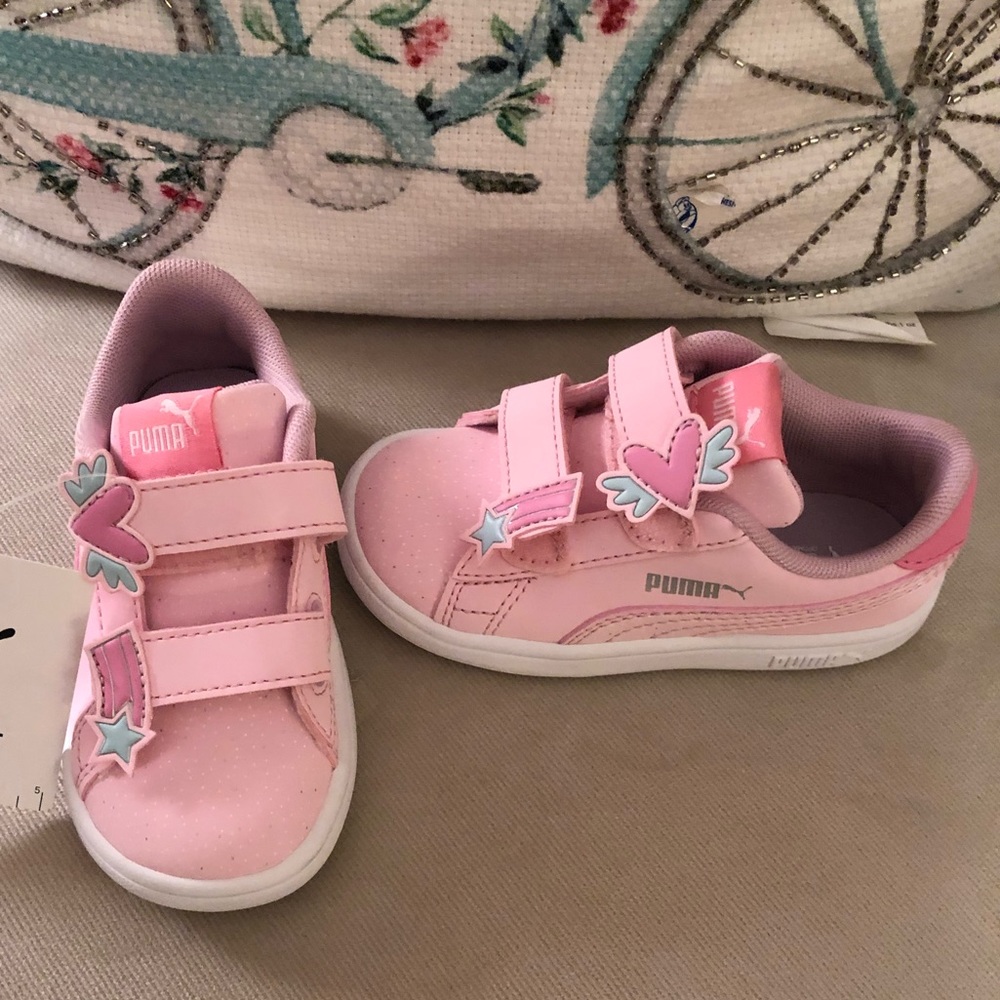 Puma Toddler Sneaker Size 6 Pink